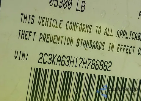 2007 Chrysler 300C z USA, uszkodzony, nr VIN 2C3KA63H17H786962